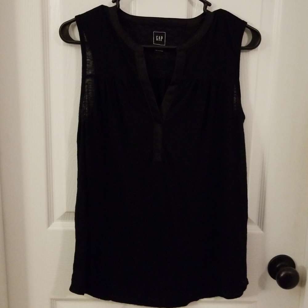 Gap tank top